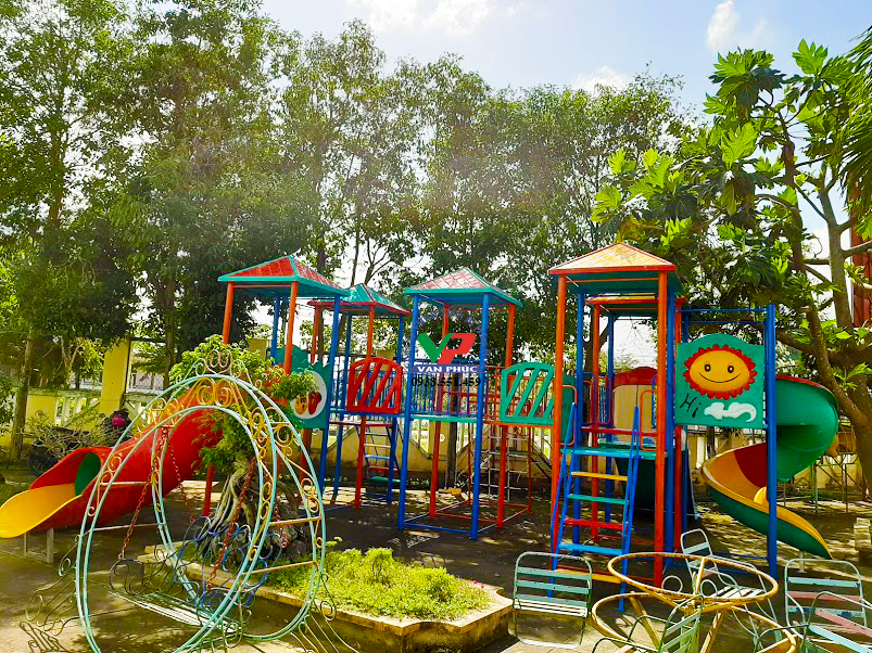 Thiết Bị Mầm Non Vạn Phúc